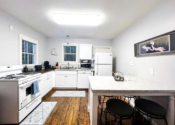 Hébergement de vacances Picturesque Cozy With Fire Pit Space In Louisiana Lafayette